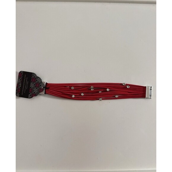 Paparazzi Fearlessly Layard Red Urban Bracelet - Multi-strand Rhine  Magnetic - Picture 1 of 5